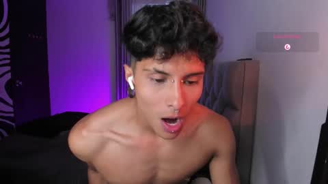 Ander uwu online show from October 15, 2025, 10:32 pm