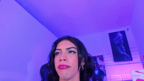 Alahia Rodriguez online show from January 16, 2025, 8:03 pm