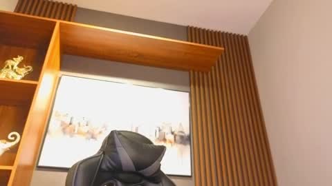 Alahia Rodriguez online show from April 1, 2026, 7:00 pm