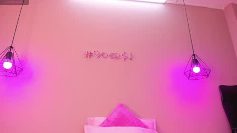 Alahia  online show from January 30, 2025, 3:40 pm