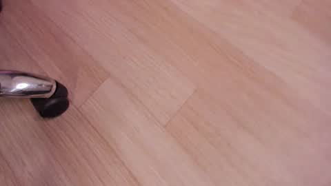 Alahia  online show from October 24, 2025, 4:03 pm