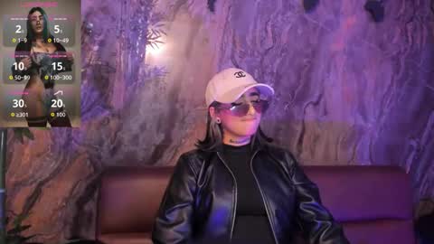 ALAHIA online show from October 24, 2025, 5:53 pm