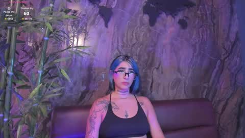 ALAHIA online show from January 11, 2026, 5:07 pm