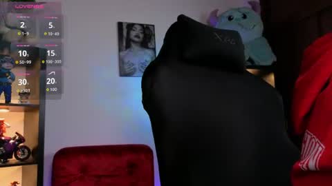 Snapshot of alaia_asuka chatting on July 27, 2026, 12:28 am Alaia online show from July 27, 2026, 12:28 am