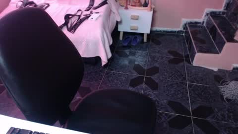 alaia_blue1 online show from July 28, 2026, 3:32 pm