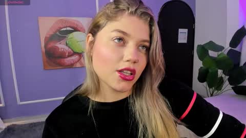 Alaia online show from November 25, 2025, 1:11 pm