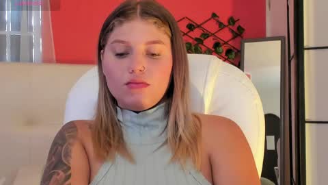 Snapshot of alaia_greyy chatting on May 26, 2026, 1:18 pm Alaia online show from May 26, 2026, 1:18 pm