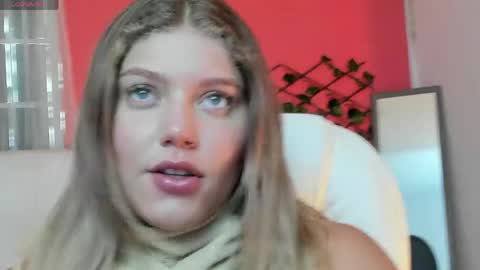 Snapshot of alaia_greyy chatting on June 3, 2026, 1:03 pm Alaia online show from June 3, 2026, 1:03 pm