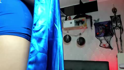 Alaia online show from October 30, 2025, 8:53 pm