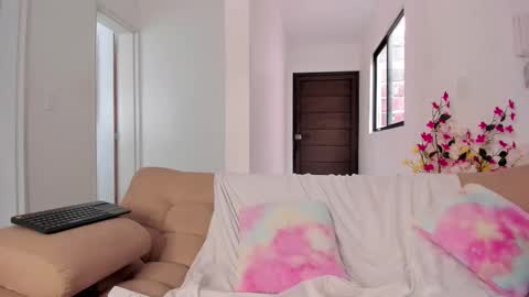 Alaia  online show from November 20, 2025, 8:30 pm