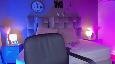  Alaia  online show from March 6, 2025, 5:43 pm