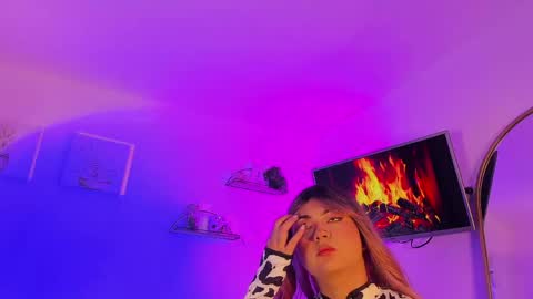   online show from April 24, 2026, 10:39 am