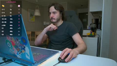 Maxi  online show from February 3, 2025, 6:02 am