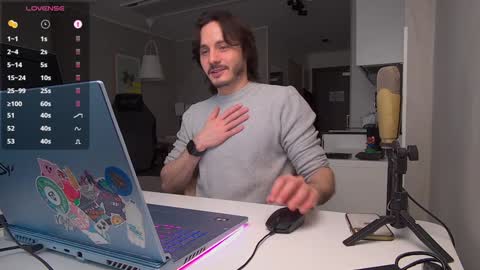 Maxi  online show from February 5, 2025, 10:19 am