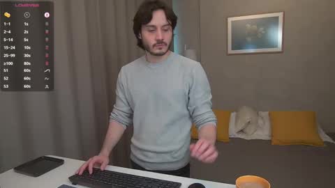 Maxi  online show from February 22, 2025, 12:51 pm