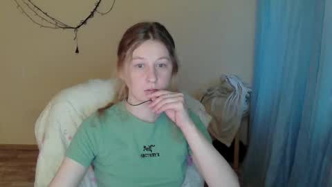 Snapshot of alalaska_ana chatting on May 6, 2026, 2:11 pm Anna online show from May 6, 2026, 2:11 pm