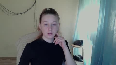 Snapshot of alalaska_ana chatting on May 7, 2026, 9:36 am Anna online show from May 7, 2026, 9:36 am