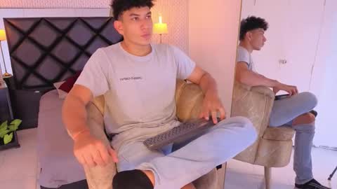 Snapshot of alan_castillo_ chatting on March 25, 2026, 8:15 pm Alan online show from March 25, 2026, 8:15 pm