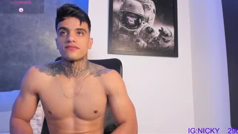 alan_morrys online show from January 10, 2025, 2:35 am