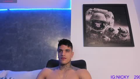 alan_morrys online show from March 8, 2025, 3:17 am