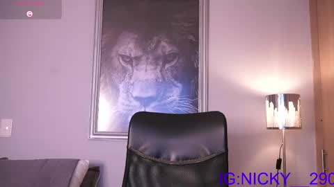 Snapshot of alan_morrys chatting on May 22, 2026, 1:24 am alan_morrys online show from May 22, 2026, 1:24 am