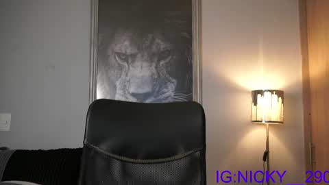 Snapshot of alan_morrys chatting on June 28, 2026, 2:17 am alan_morrys online show from June 28, 2026, 2:17 am
