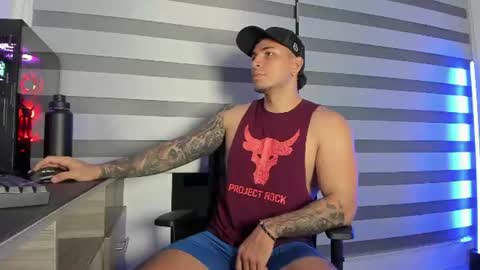 Snapshot of alan_muscle chatting on June 16, 2026, 6:27 am Alan online show from June 16, 2026, 6:27 am