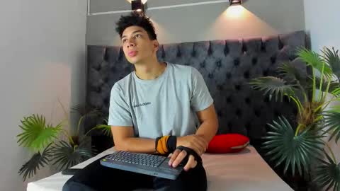 Alan online show from November 28, 2025, 12:52 pm