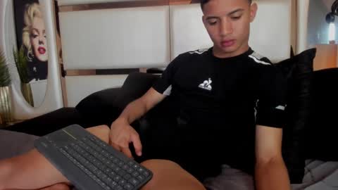 ---Alan--- online show from September 18, 2025, 4:47 am