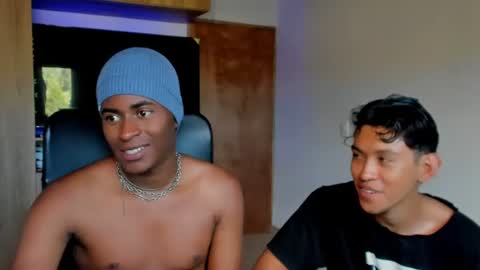 Snapshot of alan_scot chatting on July 6, 2026, 9:17 pm Alan and Criss - WE JUST FRIENDS WITH BENEFITS BOTH VERS online show from July 6, 2026, 9:17 pm
