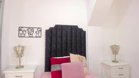 alana_2916 online show from March 10, 2025, 6:23 pm