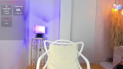 Alana online show from April 1, 2026, 1:34 pm