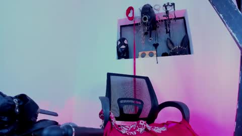 Snapshot of alana_jones___ chatting on April 27, 2026, 10:08 pm Alana jones online show from April 27, 2026, 10:08 pm