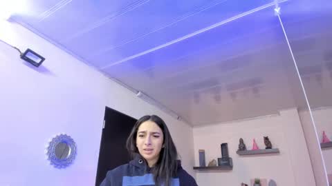 Maeve  online show from December 26, 2024, 10:48 am