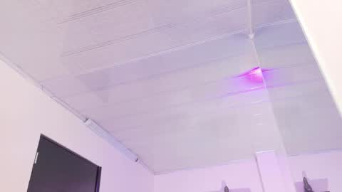 Maeve  online show from October 21, 2025, 11:22 am