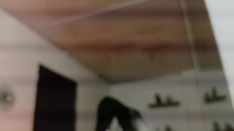 Maeve  online show from April 4, 2026, 10:35 am