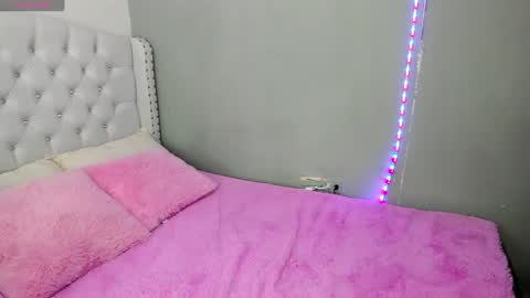 Snapshot of alana_ponse chatting on January 9, 2025, 1:18 am Alana. online show from January 9, 2025, 1:18 am