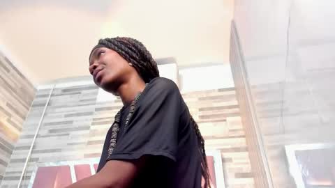 Alana online show from November 27, 2025, 6:43 pm