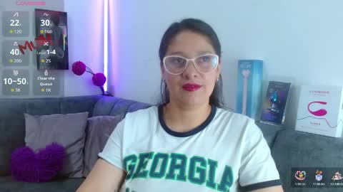 Snapshot of alana_steel_1 chatting on April 29, 2026, 4:22 pm Alana online show from April 29, 2026, 4:22 pm