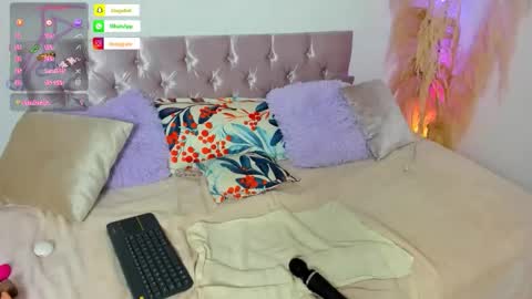 alana_vega69 online show from February 12, 2026, 2:34 pm