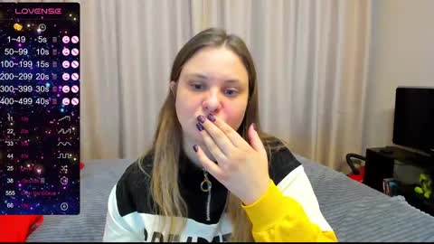 Julia online show from January 10, 2025, 7:04 am