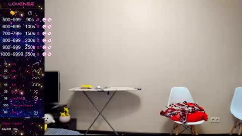 Julia online show from February 28, 2025, 1:25 pm