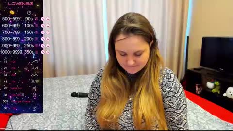 Julia online show from March 3, 2025, 10:28 am