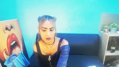 alanadelray online show from January 16, 2025, 7:38 am