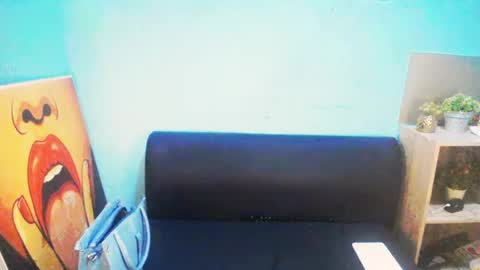 alanadelray online show from January 16, 2025, 11:58 am