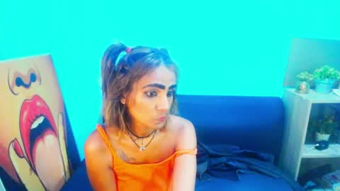 alanadelray online show from January 17, 2025, 12:21 pm