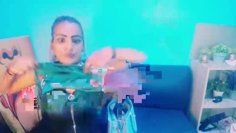 alanadelray online show from January 20, 2025, 7:47 am