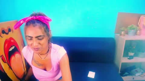 alanadelray online show from January 24, 2025, 7:08 am