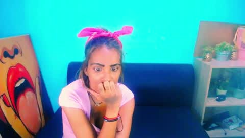 alanadelray online show from January 24, 2025, 10:32 am