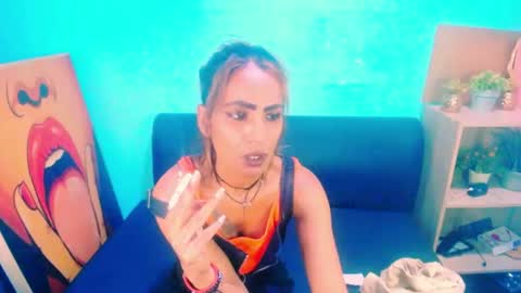 alanadelray online show from January 25, 2025, 6:34 am